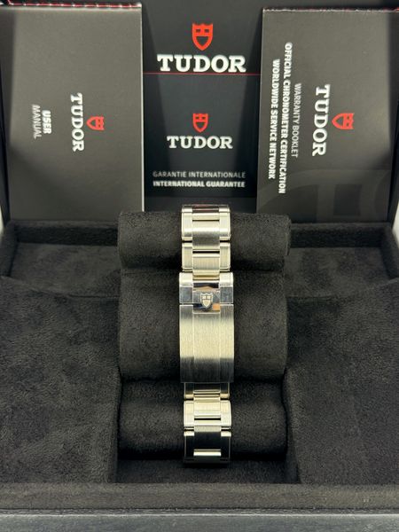 Tudor Black Bay 54 M79000N-0001